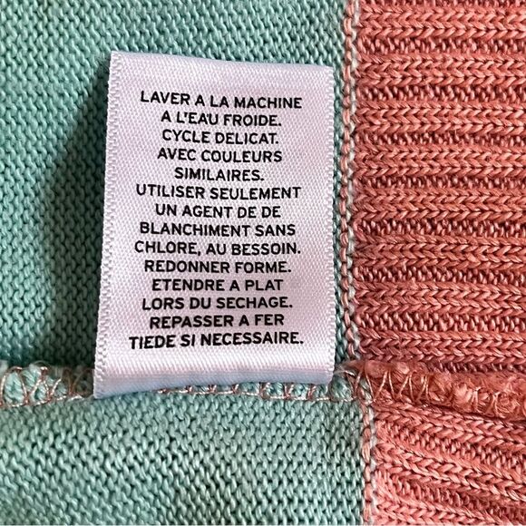 Abound Cropped Cardigan Striped Sweater Size Medium - Picture 7 of 7